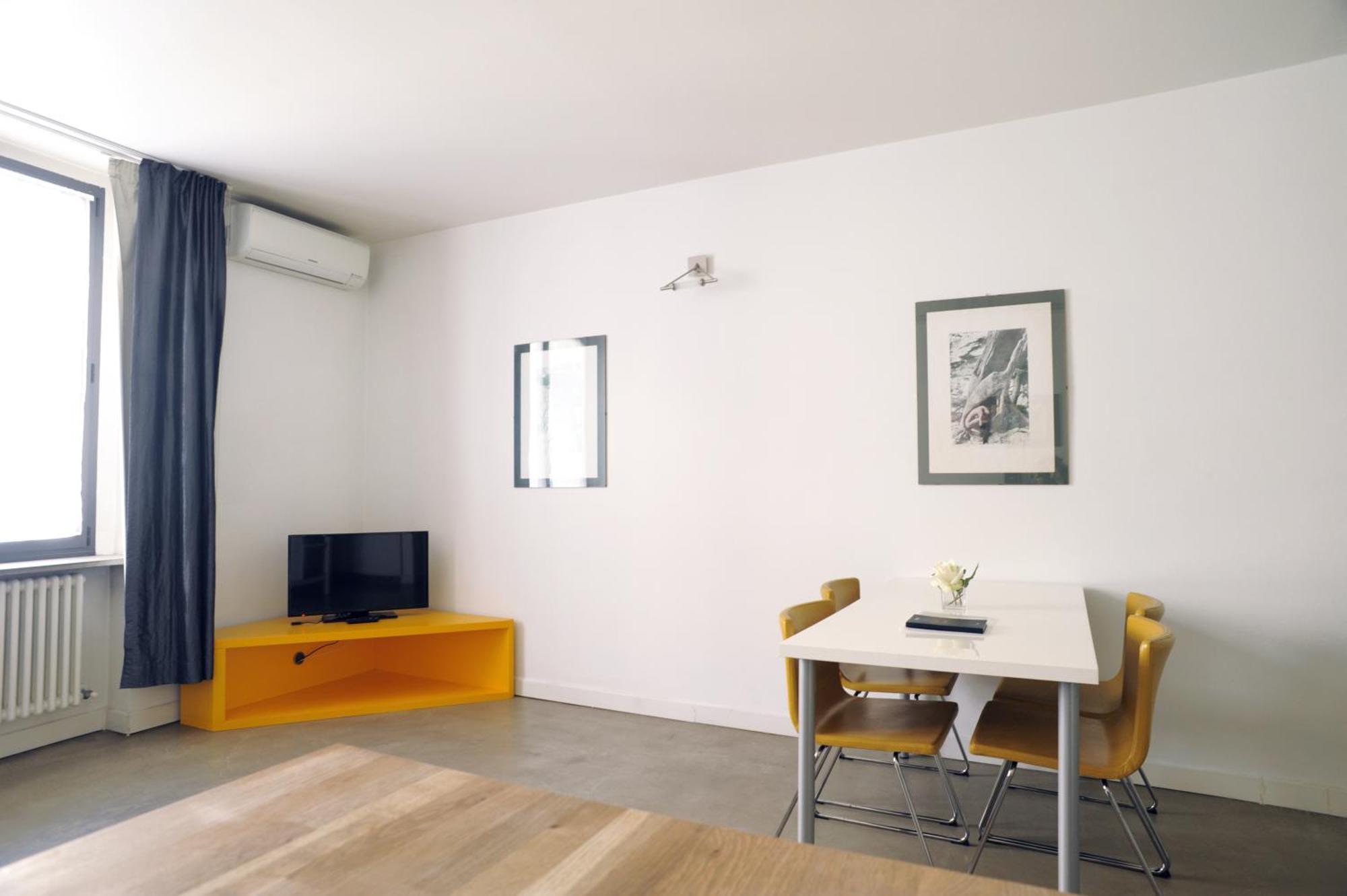 Loft Sant Ambrogio With Terrance Apartment มิลาน ภายนอก รูปภาพ